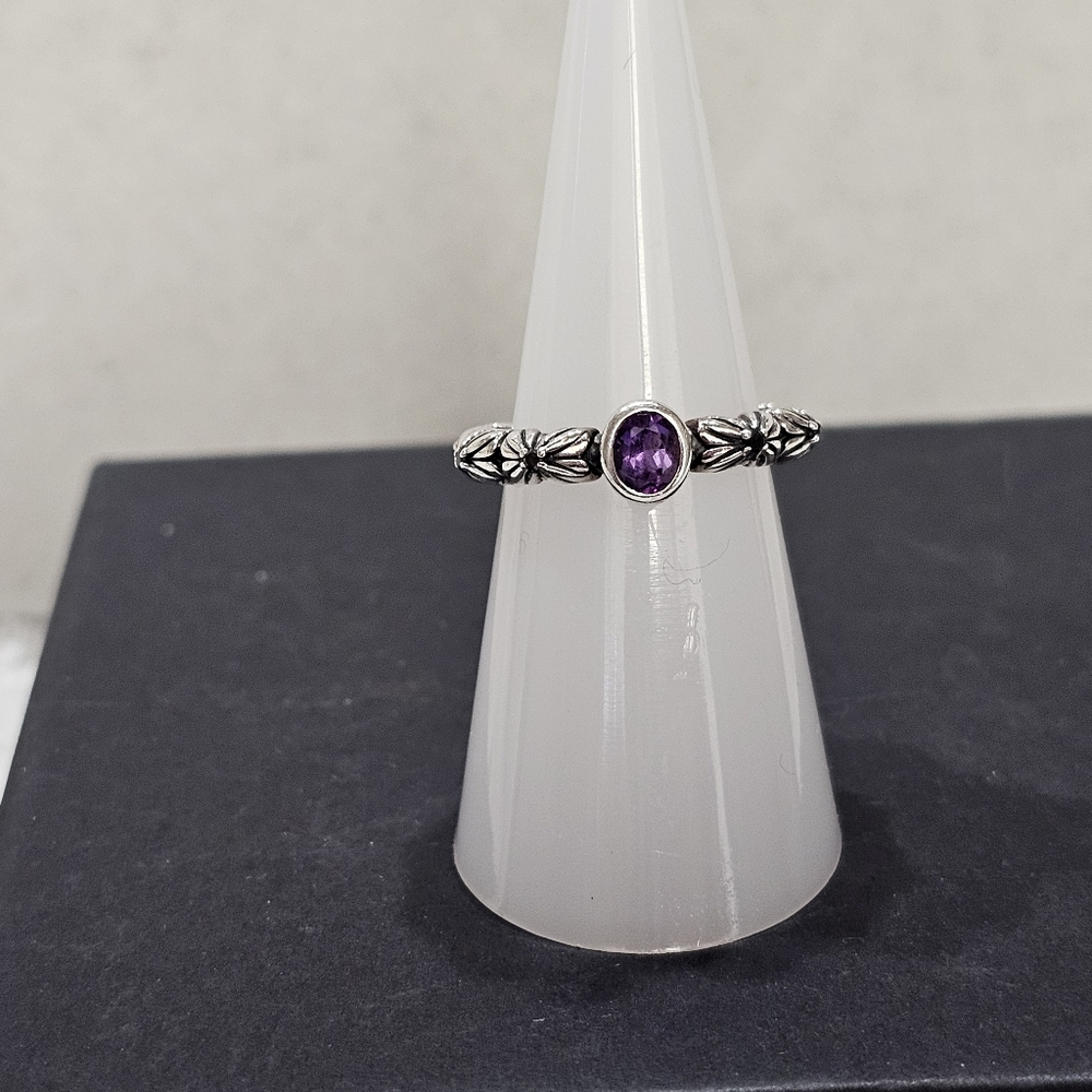 Dweck Diamonds Amethyst and Diamond Florette Ring - Picture 7 of 14